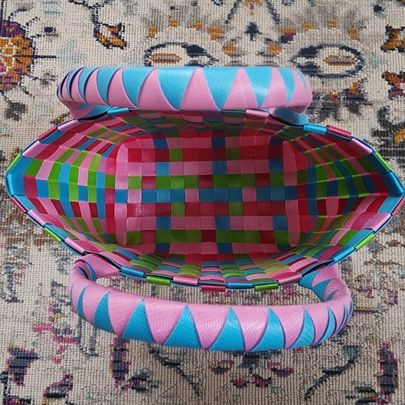 NEW, Summer Rainbow-colored Woven Basket Bag, Cute Hand-held Mini Bag - Picture 5 of 12